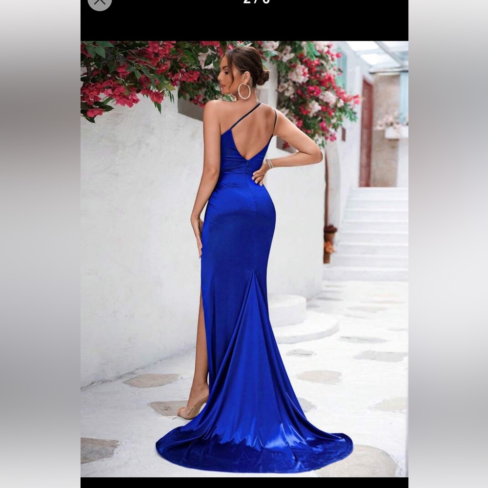 SHEIN Love and Lemonade One Shoulder Formal Dress - Picture 2 of 10